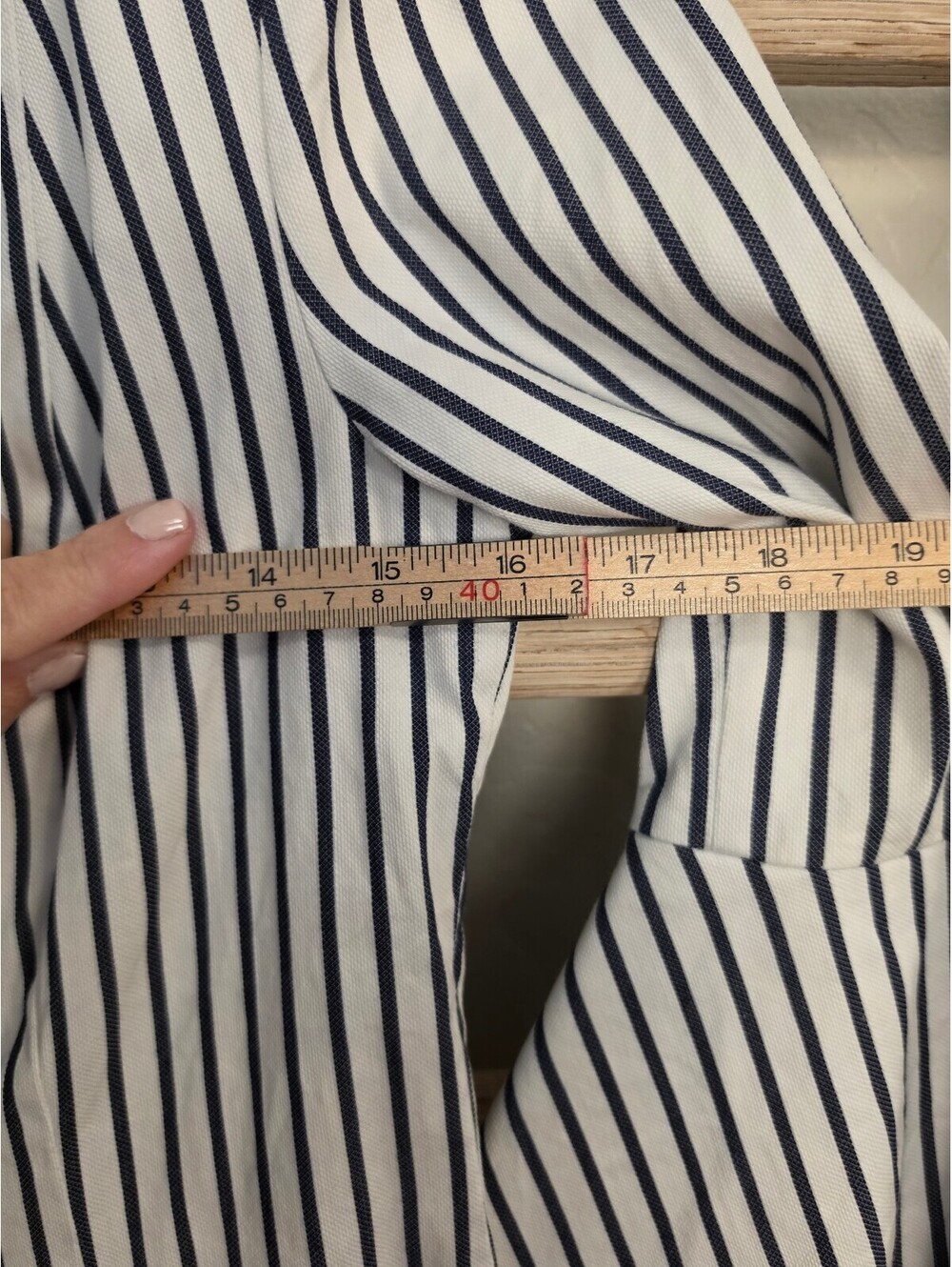 Cabi white and navy striped blazer Size 2 - Picture 10 of 11